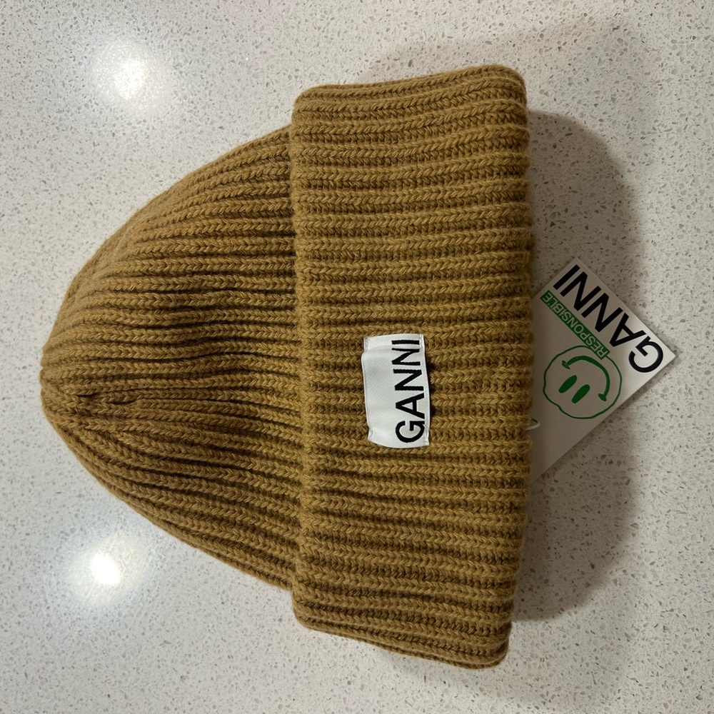 Ganni Brown Ribbed Beanie